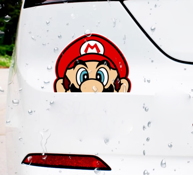 Peeking Mario